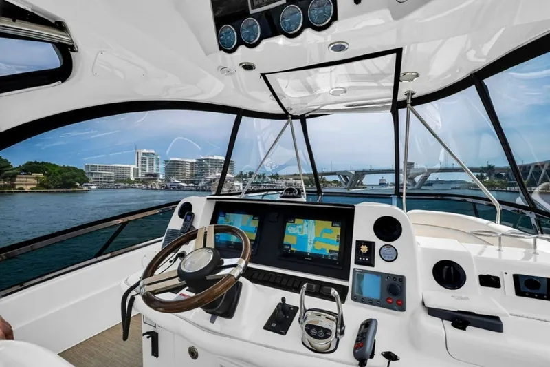 Slide: The Image of Sea Ray 52 Sedan Bridge 2010 - 7748963
