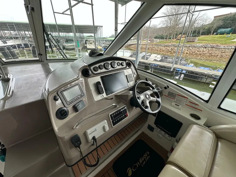 Slide: The Image of Cruisers 420 Sports Coupe 2009 - 6949780