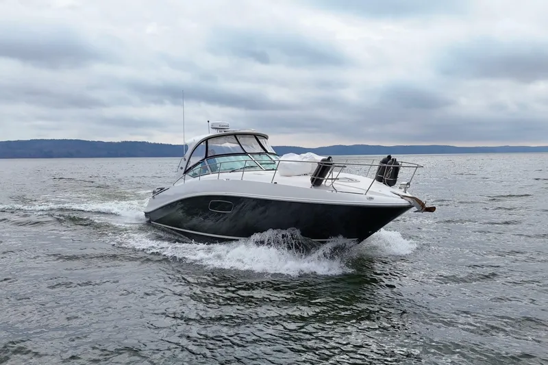 The Image of Sea Ray Sundancer 350 2009 - 7236677