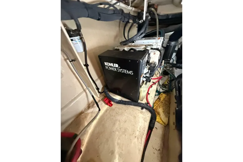 Slide: The Image of Sea Ray Sundancer 350 2009 - 7536139