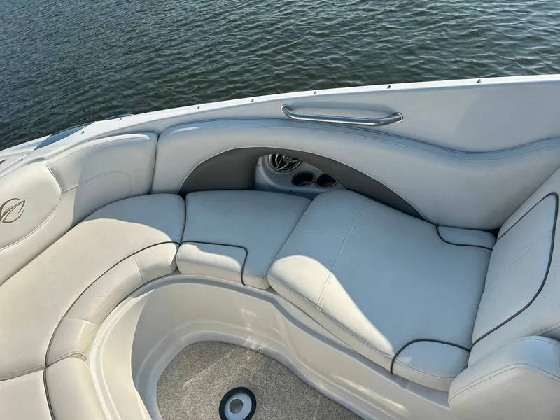 Slide: The Image of Crownline Boats 300 LS 2008 - 6950044