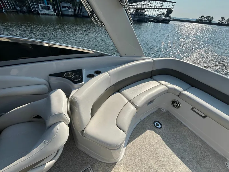 Slide: The Image of Crownline Boats 300 LS 2008 - 6950066