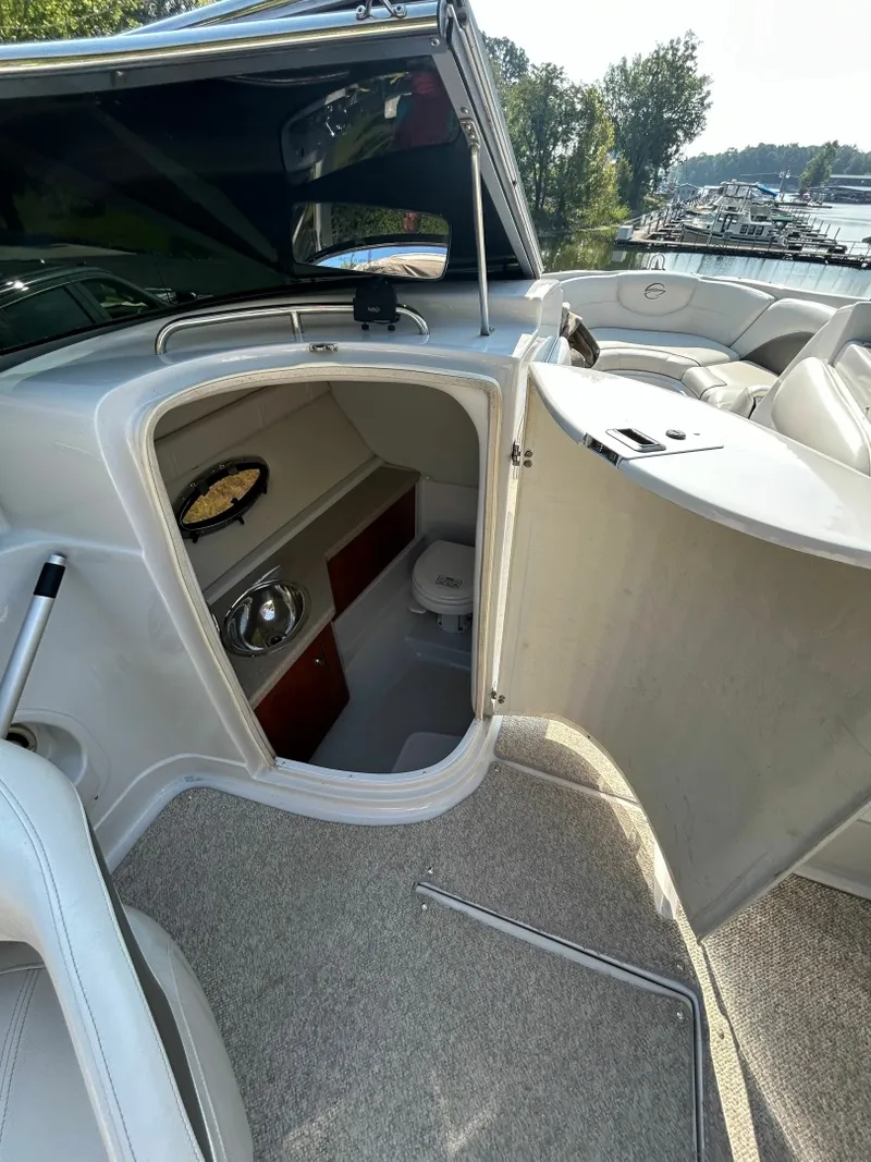 Slide: The Image of Crownline Boats 300 LS 2008 - 7237146