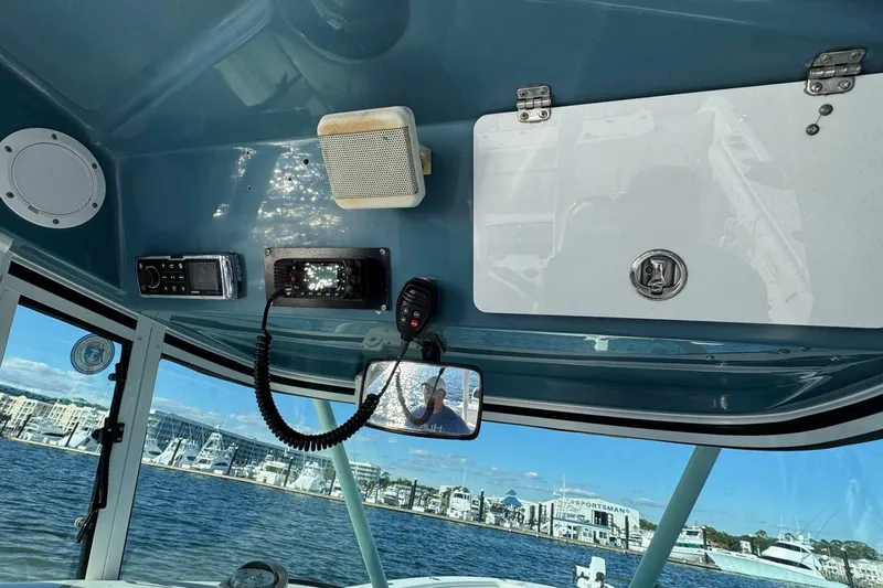 Slide: The Image of Everglades 350 Center Console 2008 - 7237070