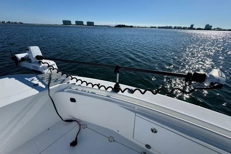Slide: The Image of Everglades 350 Center Console 2008 - 7536161