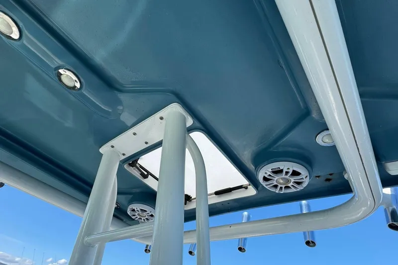 Slide: The Image of Everglades 350 Center Console 2008 - 7237068