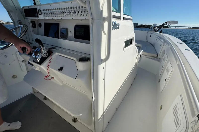 Slide: The Image of Everglades 350 Center Console 2008 - 7237066
