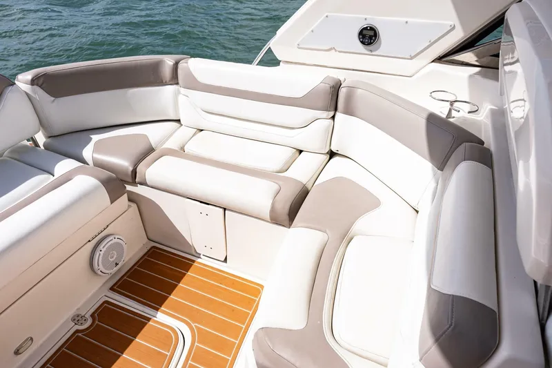 Slide: The Image of Monterey 400 Sport Yacht 2008 - 7152075
