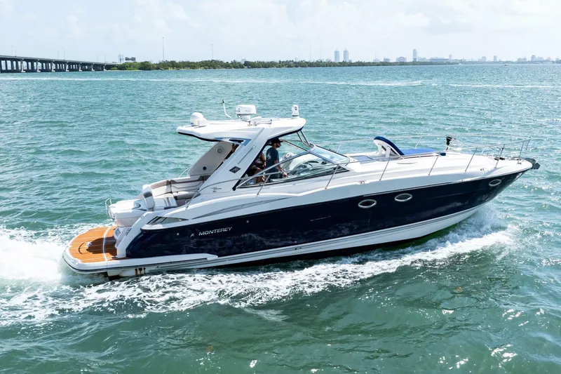 Slide: The Image of Monterey 400 Sport Yacht 2008 - 7151959