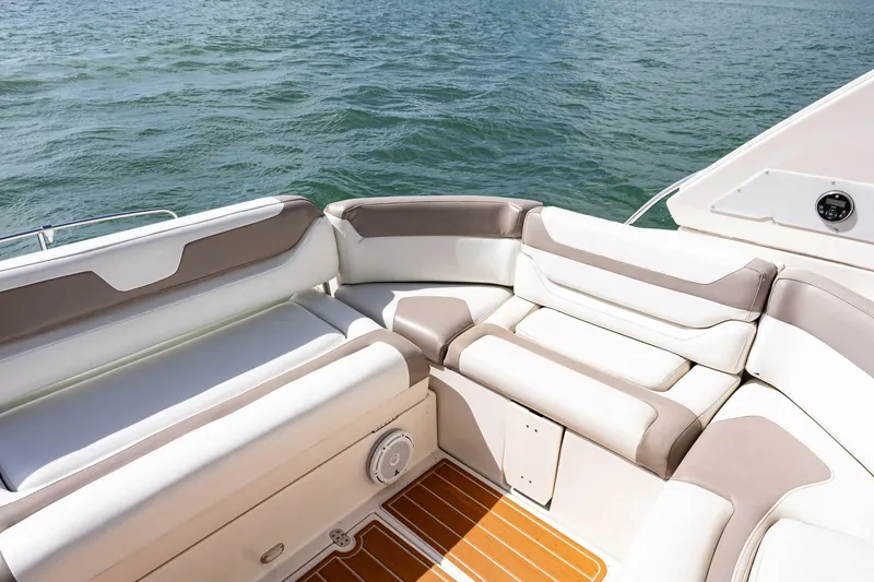 Slide: The Image of Monterey 400 Sport Yacht 2008 - 7152069