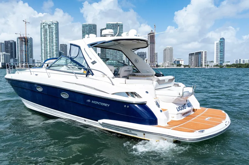 Slide: The Image of Monterey 400 Sport Yacht 2008 - 7151974