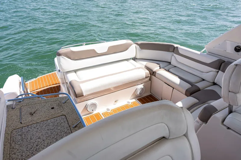 Slide: The Image of Monterey 400 Sport Yacht 2008 - 7152129