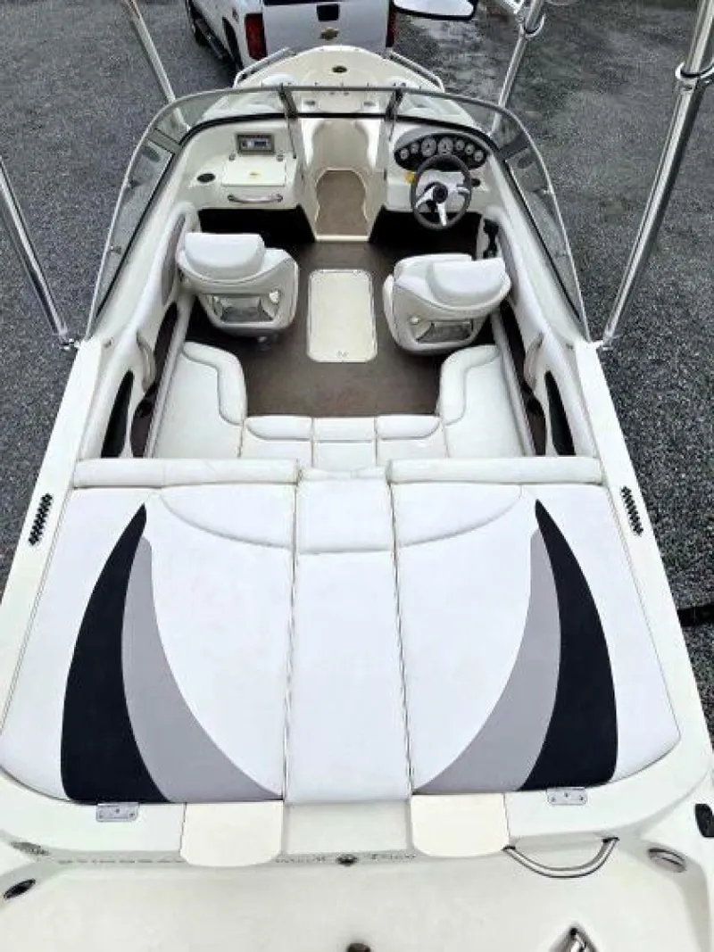 Slide: The Image of Stingray 205 LS/LX/LR 2008 - 6950369