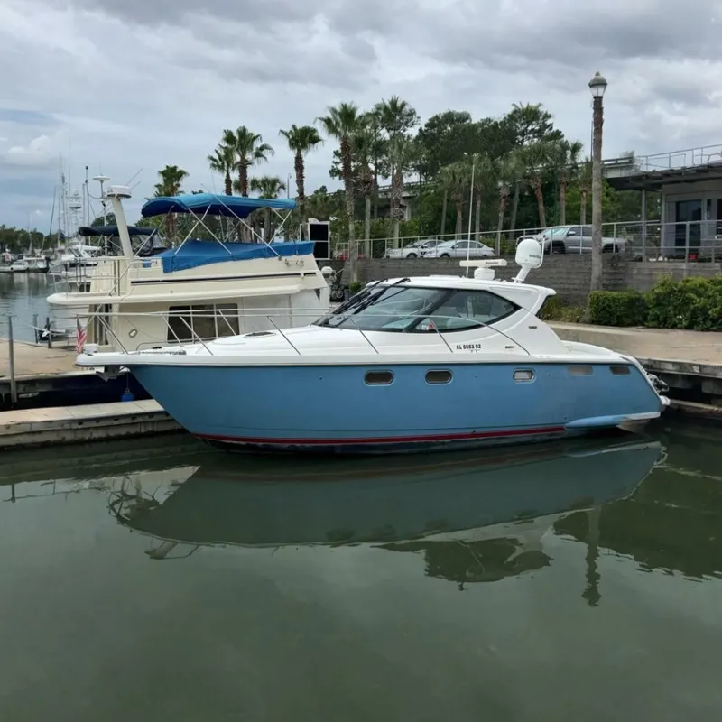 The Image of Tiara 3500 Sovran 2008 - 7237531
