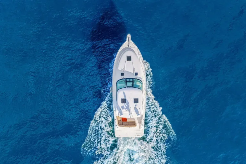 Slide: The Image of Tiara 4300 Sovran 2008 - 6950450