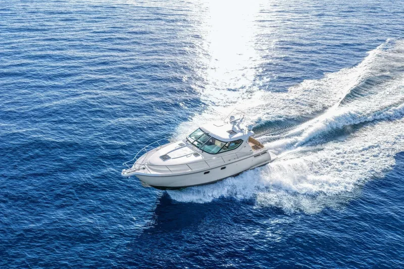 Slide: The Image of Tiara 4300 Sovran 2008 - 6950432