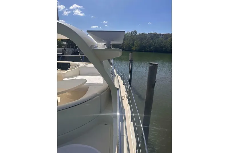 Slide: The Image of Azimut 55E 2007 - 6950510