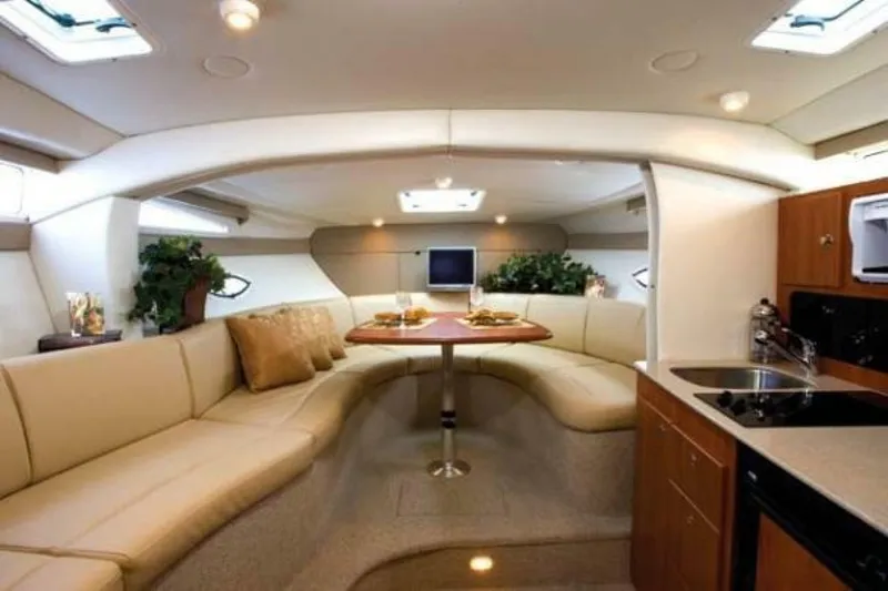 Slide: The Image of Bayliner 325 2007 - 6950499
