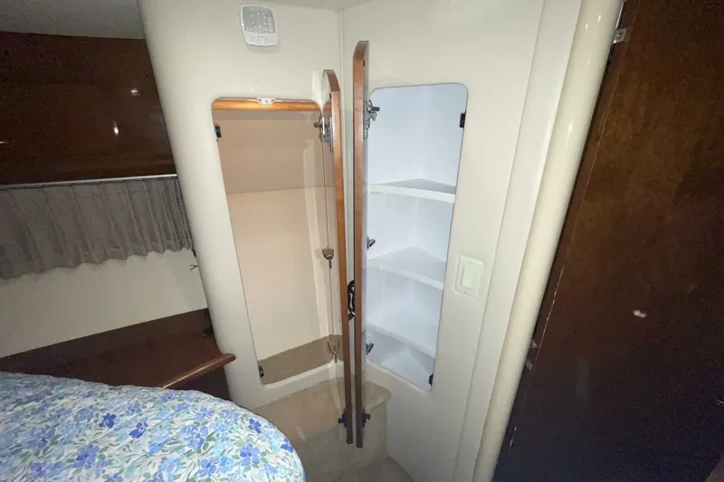 Slide: The Image of Carver Yachts 360 Mariner 2007 - 7237716