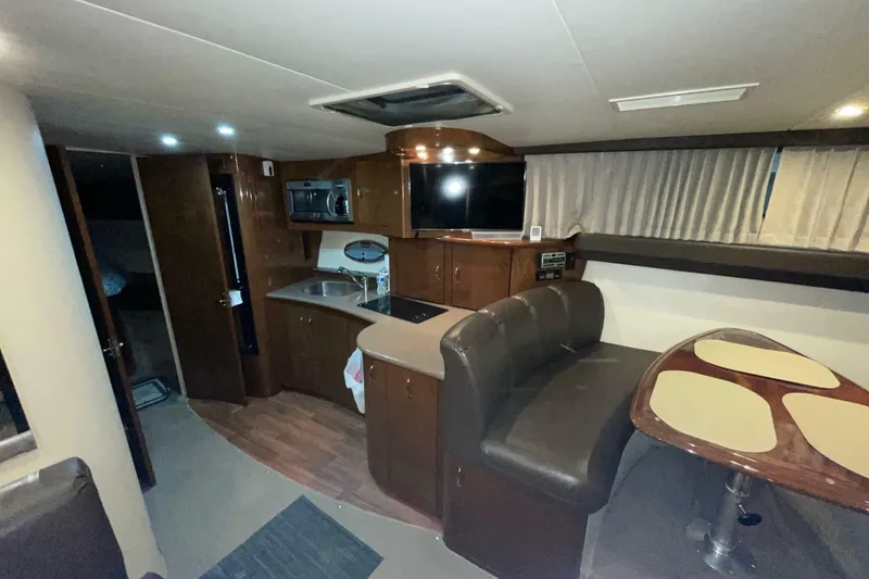 Slide: The Image of Carver Yachts 360 Mariner 2007 - 7237694