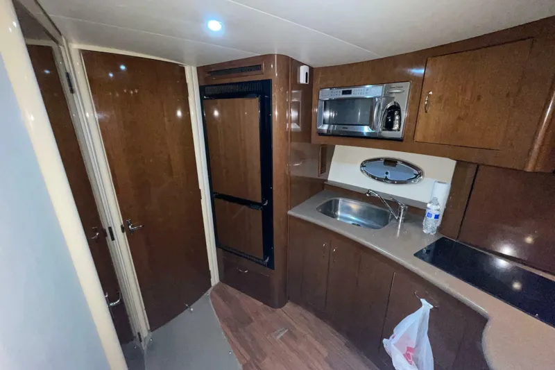 Slide: The Image of Carver Yachts 360 Mariner 2007 - 7237703