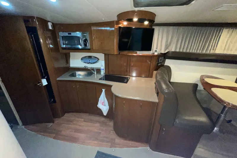 Slide: The Image of Carver Yachts 360 Mariner 2007 - 7237699