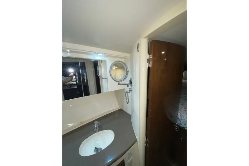 Slide: The Image of Carver Yachts 360 Mariner 2007 - 7536561