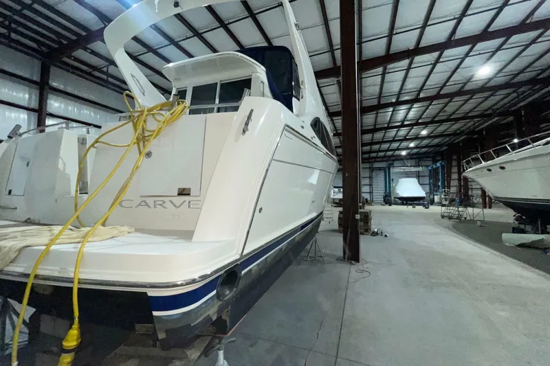 Slide: The Image of Carver Yachts 360 Mariner 2007 - 7536680