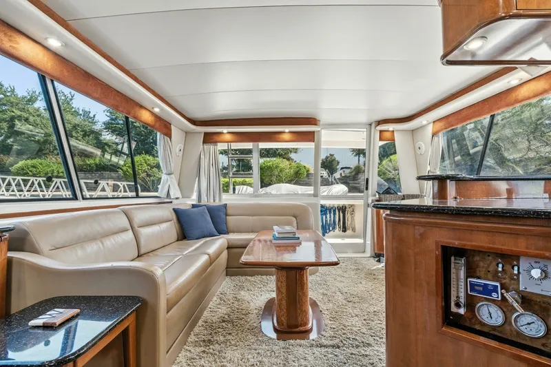Slide: The Image of Meridian 490 Pilothouse 2007 - 6950732