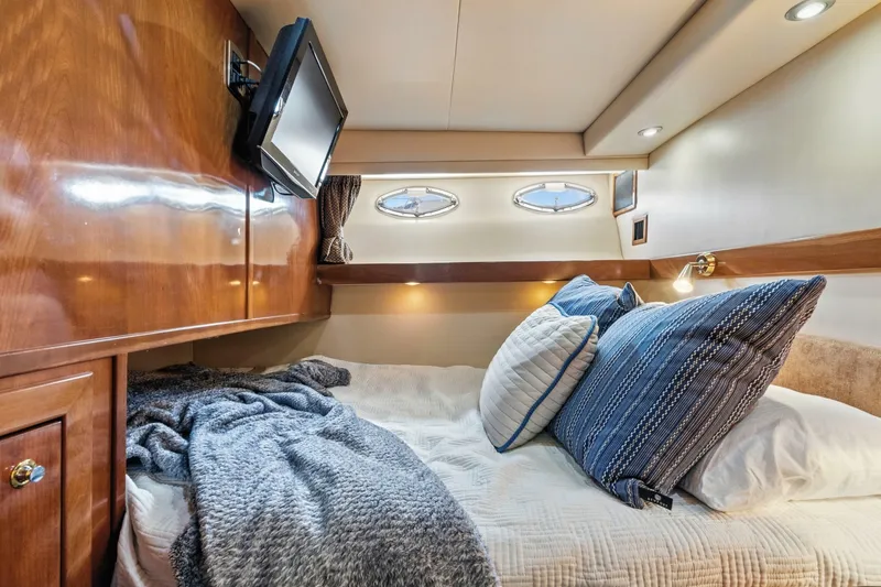 Slide: The Image of Meridian 490 Pilothouse 2007 - 6950809