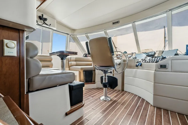Slide: The Image of Meridian 490 Pilothouse 2007 - 6950837