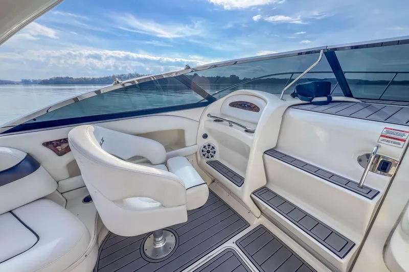Slide: The Image of Sea Ray 290 Sun Sport 2007 - 6950811