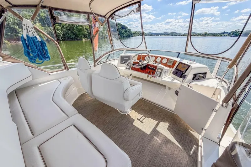 Slide: The Image of Silverton 35 Motor Yacht 2007 - 7391894