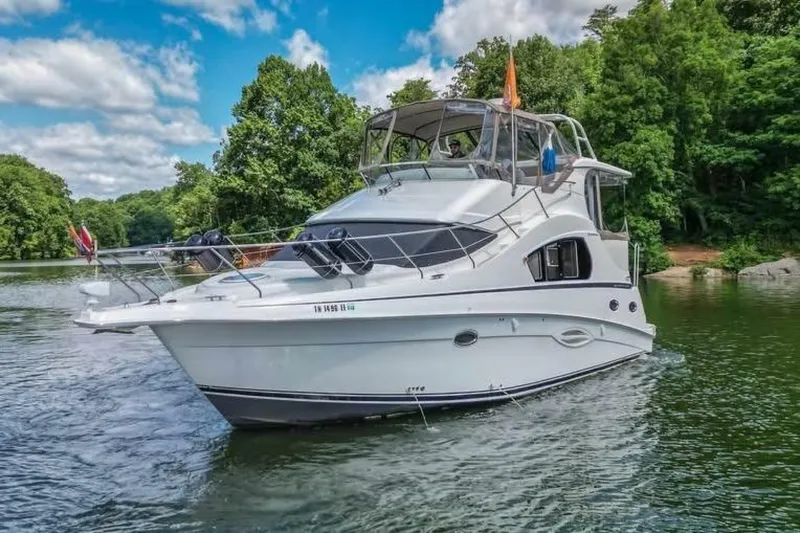 Slide: The Image of Silverton 35 Motor Yacht 2007 - 6950783