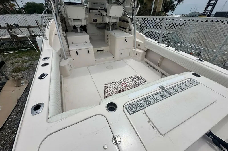 Slide: The Image of Grady-White Marlin 300 2006 - 7152111