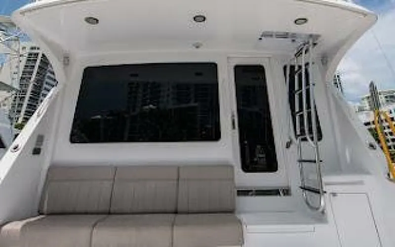 Slide: The Image of Hatteras 64 Convertible 2006 - 6902674