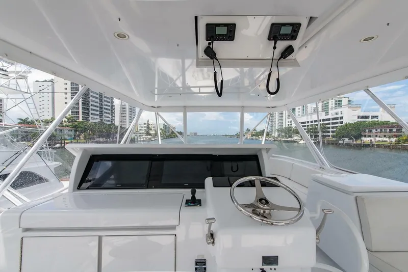 Slide: The Image of Hatteras 64 Convertible 2006 - 6902788