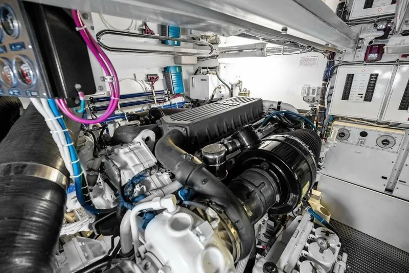 Slide: The Image of Hatteras 68 Convertible 2006 - 7238717