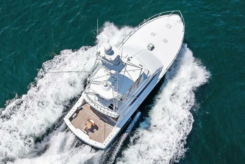 Slide: The Image of Hatteras 68 Convertible 2006 - 6952553