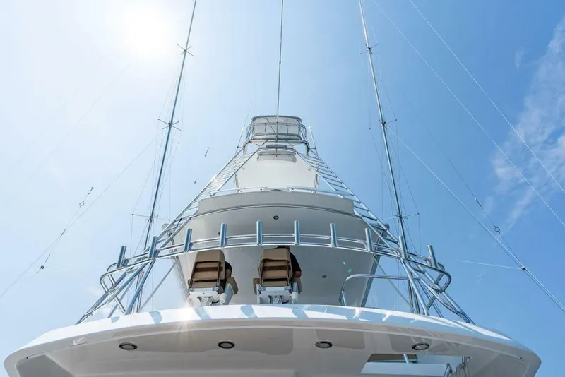 Slide: The Image of Hatteras 68 Convertible 2006 - 6952681