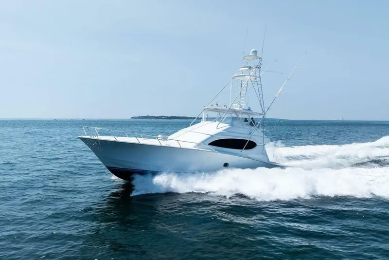 Slide: The Image of Hatteras 68 Convertible 2006 - 6952549