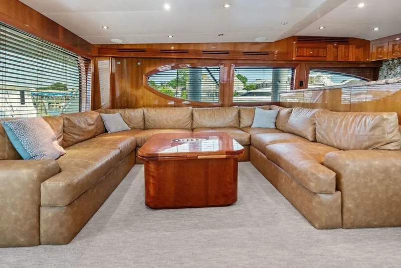 Slide: The Image of Hatteras 68 Convertible 2006 - 6952880