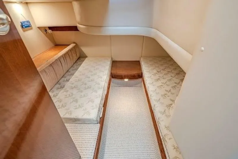Slide: The Image of Meridian 341 Sedan 2006 - 7238894