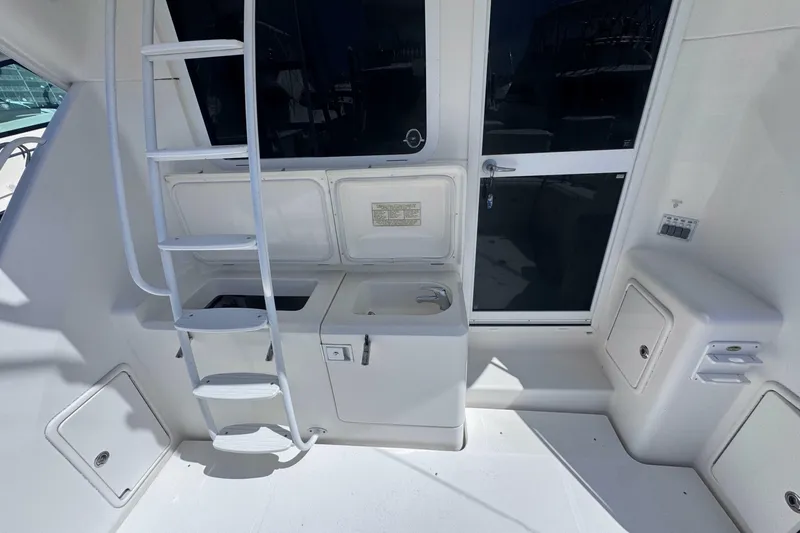 Slide: The Image of Riviera 37 Flybridge 2006 - 7239000