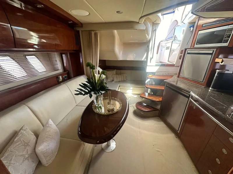 Slide: The Image of Sea Ray 380 Sundancer 2006 - 6953497