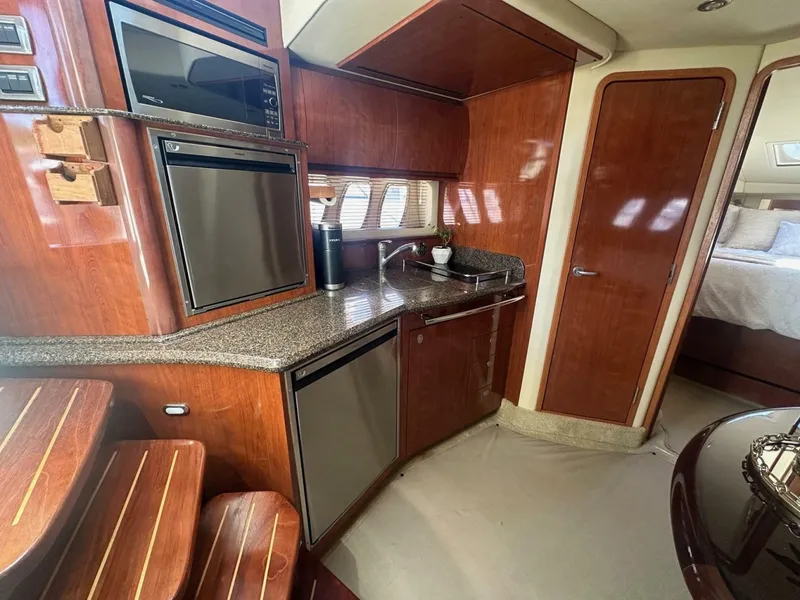 Slide: The Image of Sea Ray 380 Sundancer 2006 - 6953463