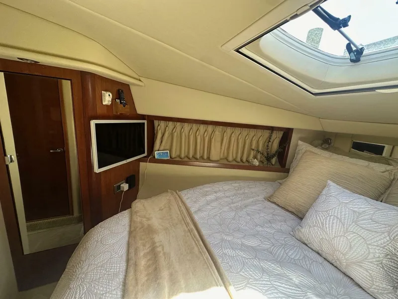 Slide: The Image of Sea Ray 380 Sundancer 2006 - 6953480