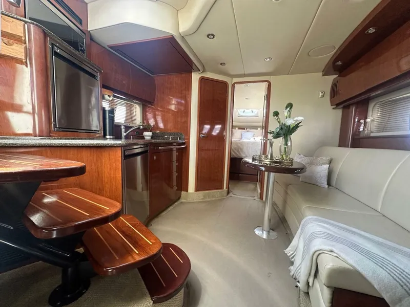 Slide: The Image of Sea Ray 380 Sundancer 2006 - 6953457