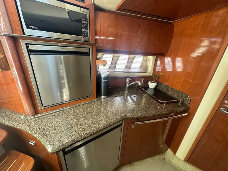 Slide: The Image of Sea Ray 380 Sundancer 2006 - 6953465
