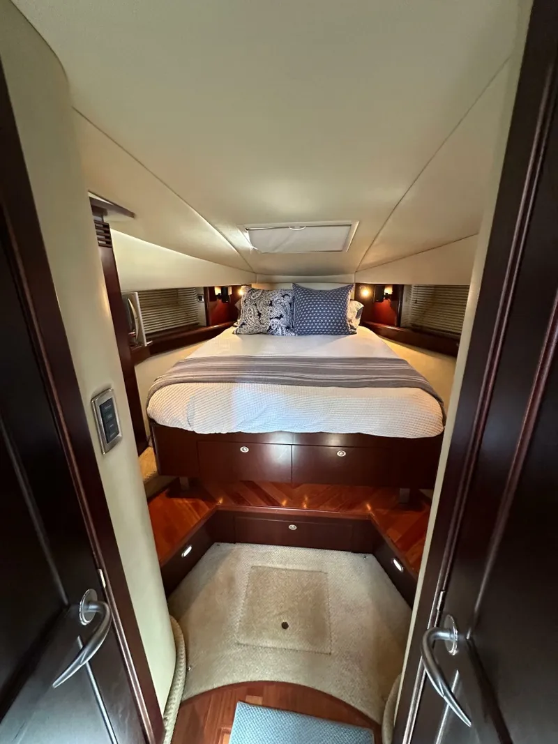 Slide: The Image of Sea Ray 48 Sundancer 2006 - 7239083